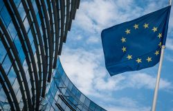 1547591016-EU-official-warn-US